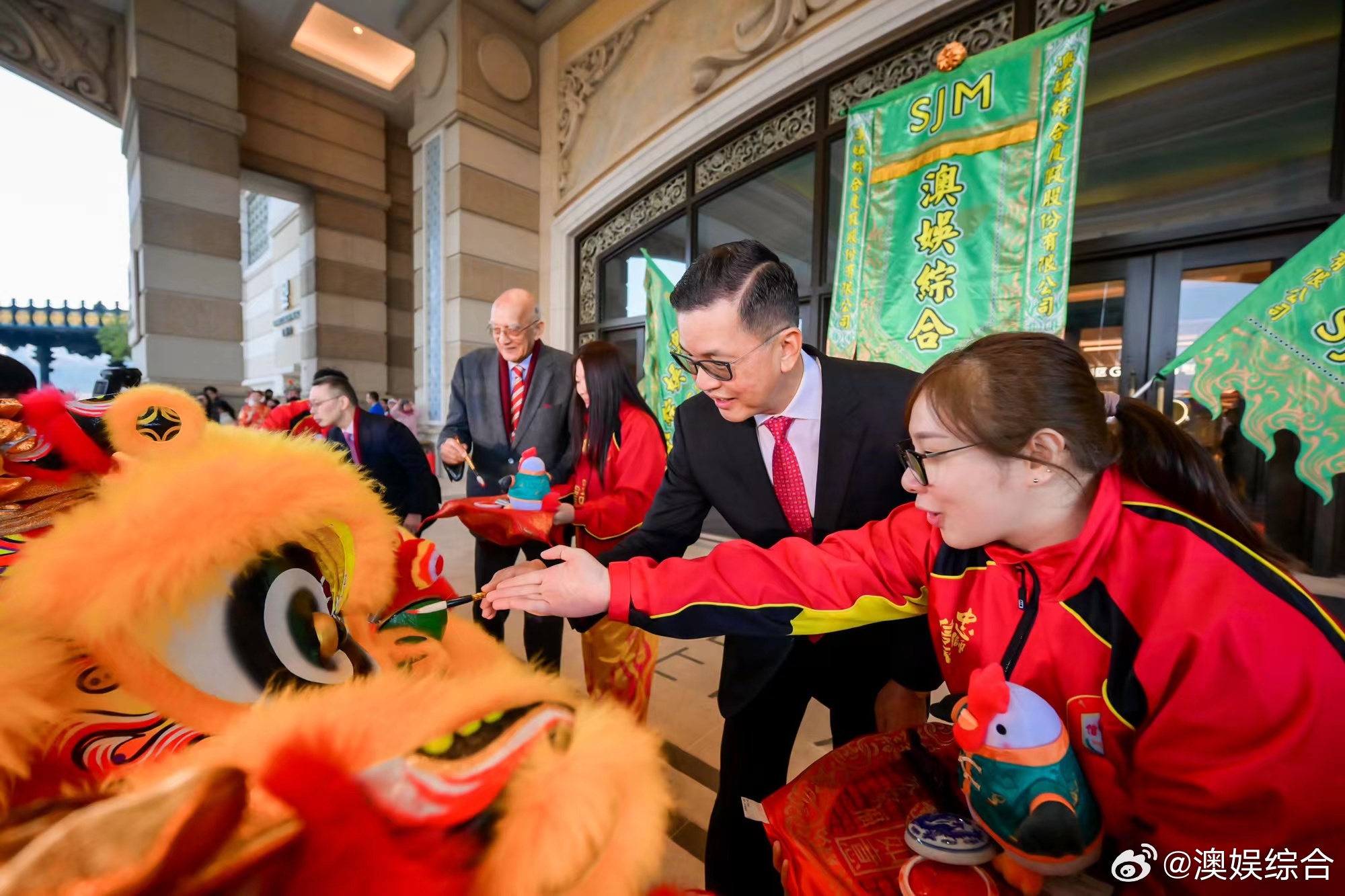 澳门精准一肖一码一一中，习俗释义解释落实的文化内涵与社会影响